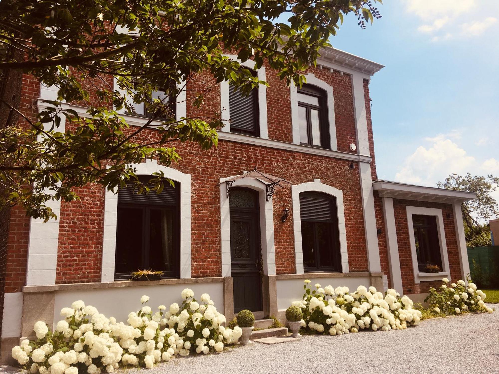 La Villa Des Roses - Suite & Spa Lys-lez-Lannoy Exteriér fotografie